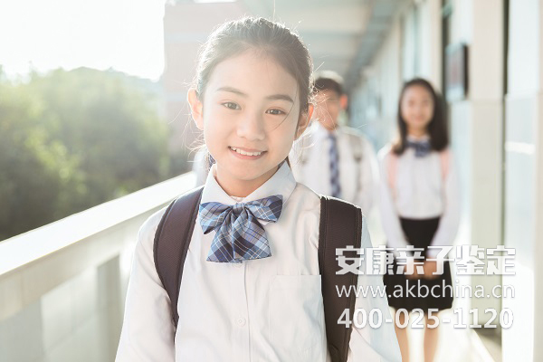 潍坊出国出国亲子鉴定多少钱一份,需要带哪些材料?